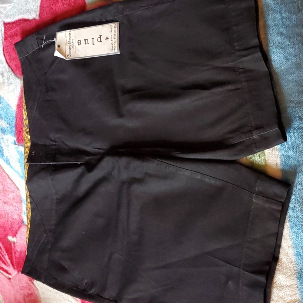 SC - NWT Bermuda Shorts